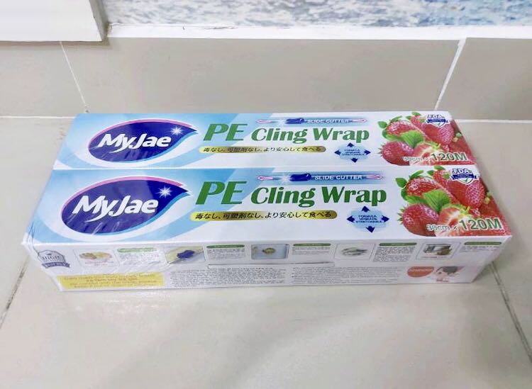 Màng bọc thực phẩm tiện lợi và dễ sử dụng. Chịu nhiệt tốt, thoải mái để lò vi sóng mà không sợ độc hại. Sẽ ủng hộ shop thêm