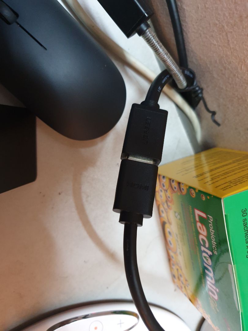 hàng Ugreen thì khỏi nghĩ, cáp to, kết nối tốt, cắm phát lên hình luôn