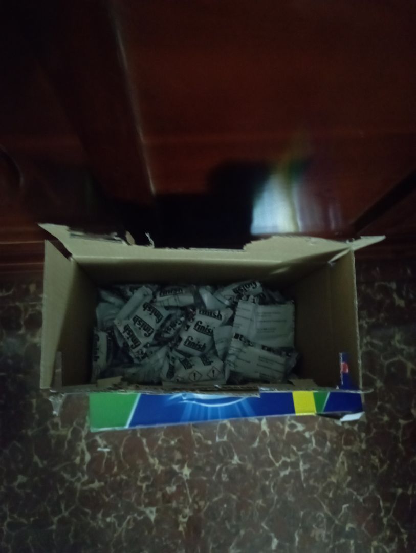 giao hàng rất nhanh châtd lượng tốt mn nên  mua ủng hộ