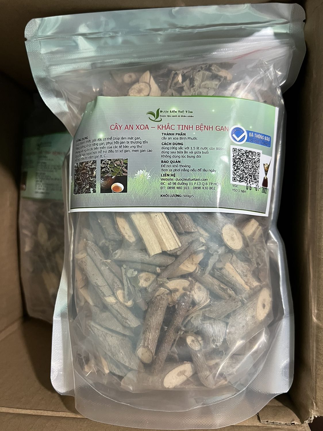 Sản phẩm được đóng gói kỹ lưỡng trong túi ziplock, đóng gói tiếp trong túi zipper đáy đứng 1 mặt bạc 1 mặt trong và có hàn miệng.
Shop cũng có bán trên sàn khác nhưng đóng gói ko giống như trên Tiki, mua trên sàn kia tiết kiệm hơn về khoản đóng gói, chất lượng hi vọng ngang nhau…