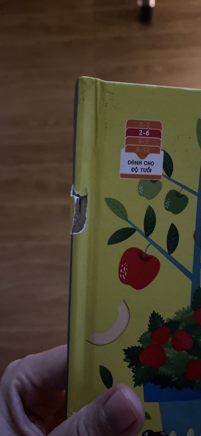 Sách k có bọc và bẩn rách