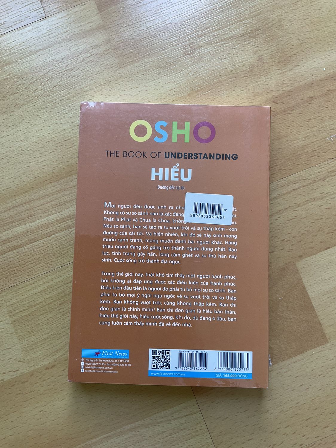 Sách của tác giả Osho hầu như thuộc về kỹ năng sống,Sách có nội dung dễ hiểu,Dễ dàng trải nghiệm qua từng cuốn sách của tác giả Osho khi đọc nên mang đến cho bản thân mình cảm thấy sự an nhiên và tĩnh tại thường ngày Sách của tác giả Osho hầu như thuộc về kỹ năng sống,Sách có nội dung dễ hiểu,Dễ dàng trải nghiệm qua từng cuốn sách của tác giả Osho khi đọc nên mang đến cho bản thân mình cảm thấy sự an nhiên và tĩnh tại thường ngày