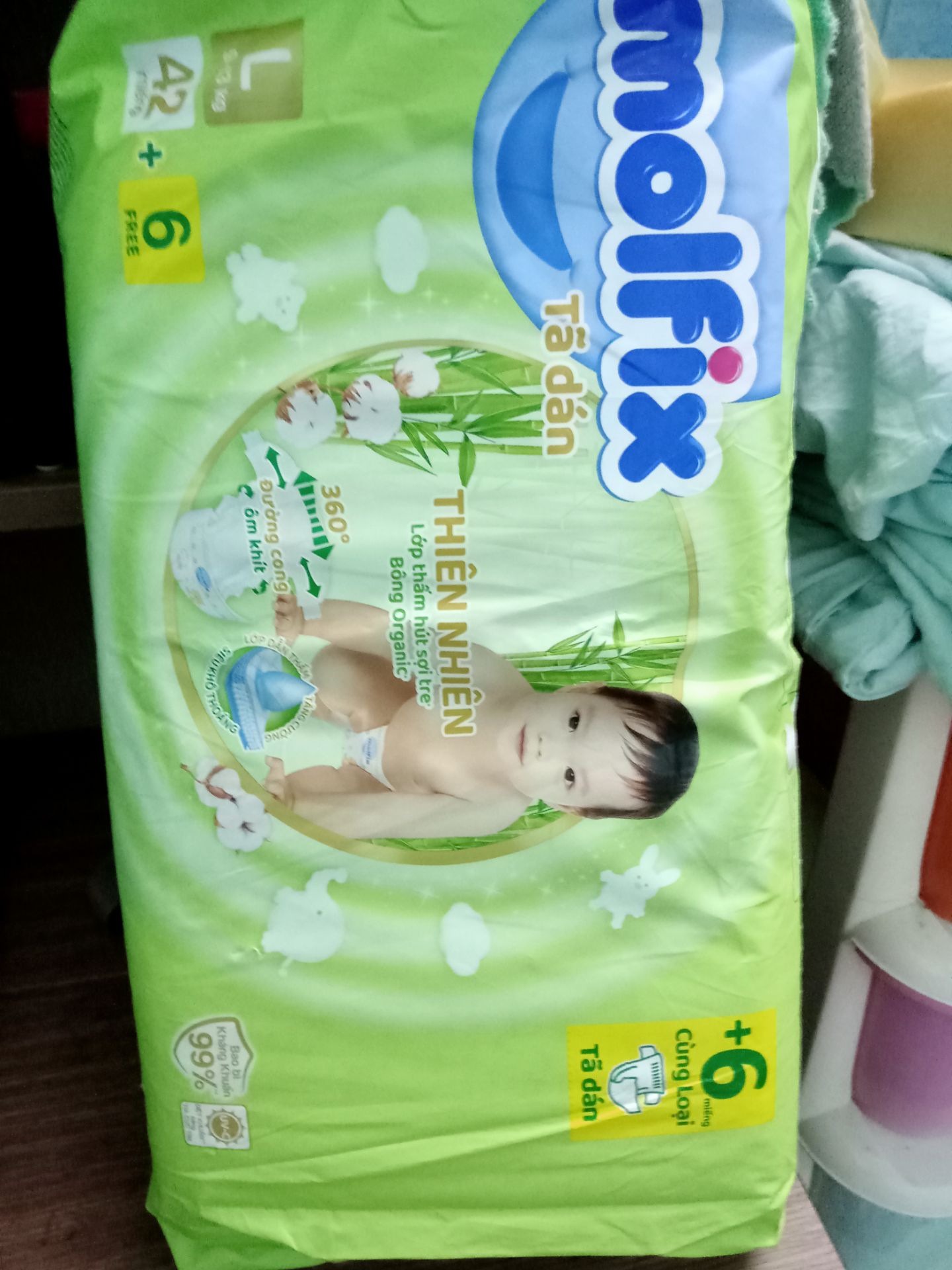 Bỉm mỏng, mềm, dùng thích, màu sắc đẹp, đúng size, mỗi tội mình đặt nhầm từ bỉm quần sang bỉm dán