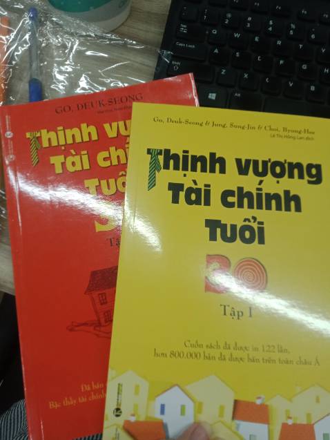 Sách rất thơm, in rất ổn. Nói chung okela.
Đây là cuốn sách mình khá recommend cho mọi người cùng đọc nhằm tăng hiểu biết và đưa ra cho mình kế hoạch tài chính. Từ đó đi đến mục tiêu tự do tài chính trong tương lai nhé.