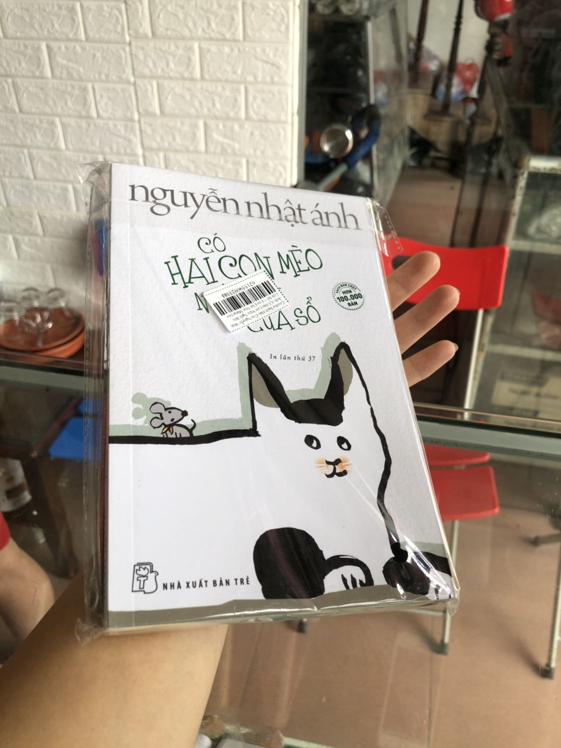 Sách đẹp và mới, tiki đóng gói cẩn thận! Mình thích từ ngày xưa, nay nghỉ dịch CoVid nên mua cho con đọc, bé cũng rất thích.Thanks TiKi và shipper giao hàng!