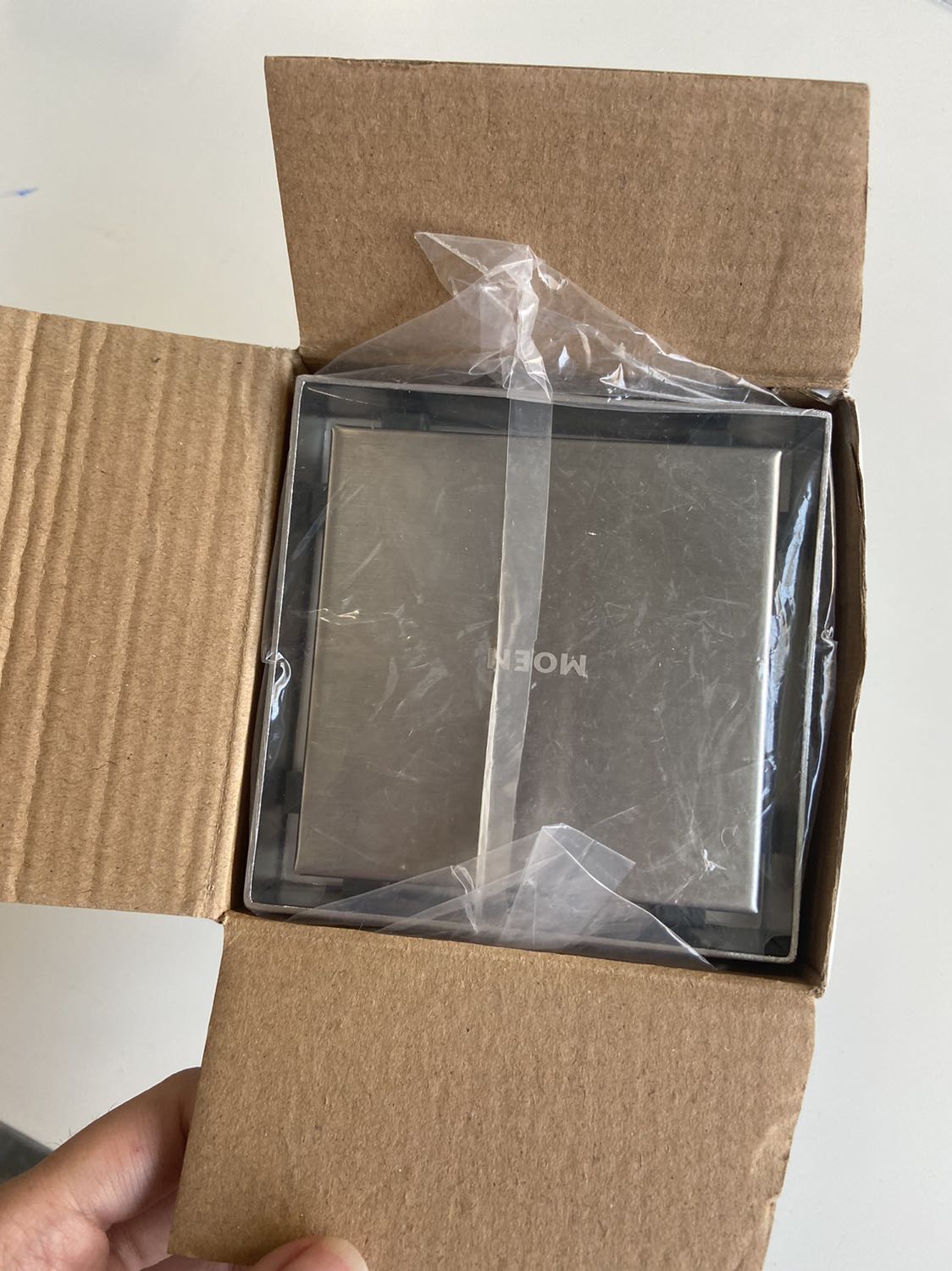 Quá đẹp, chống được mùi hôi với côn trùng. Sẽ ủng hộ Moen tiếp