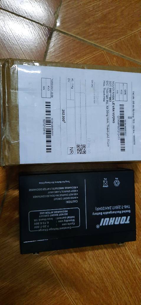 tôi mới mua sạc đầy dùng cho quạt chỉ được môt giờ là hết.cho tôi đổi bình khác shop ơi