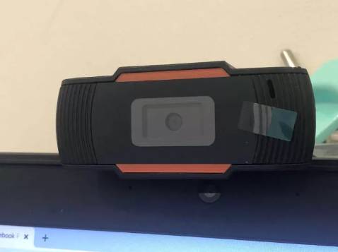 Hàng được ạ 👍👍👍
Hình ảnh nét ,có mic to , nói chuyện dễ nghe.
Học online như thế này là ok nha