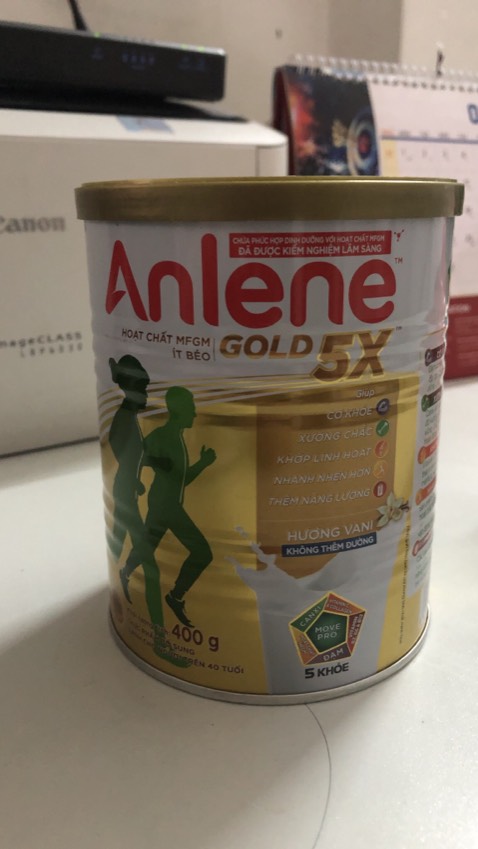 - Giá cả hợp lí, cộng thêm thanh toán bằng Moca nên được giảm thêm tiền
- Giao hàng nhanh + đóng gói tốt
- Hàng còn nguyên vẹn và không bị bóp méo