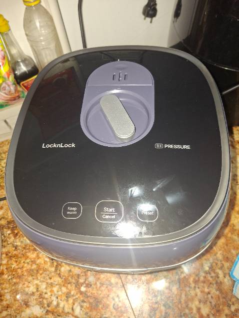 Giao hàng nhanh, đóng gói kĩ càng, nồi cơm điện nấu cơm ngon nha.