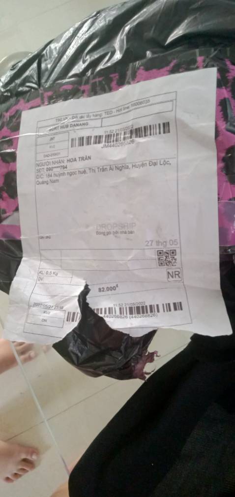 Vải không đúng như mô tả, giống dẻ lau, *** đảo. Nhận hàng chưa khui thì đã rách bao bì.