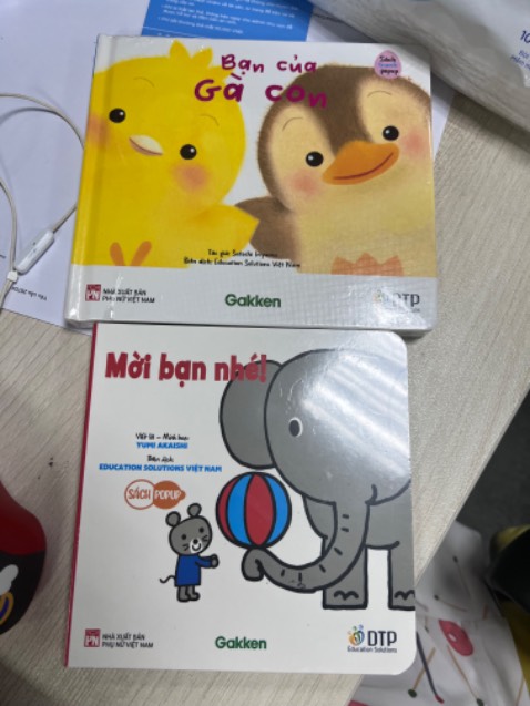 Đóng gói của nhà bán rất good, 5 sao. Sách nội dung dễ thương cho bé