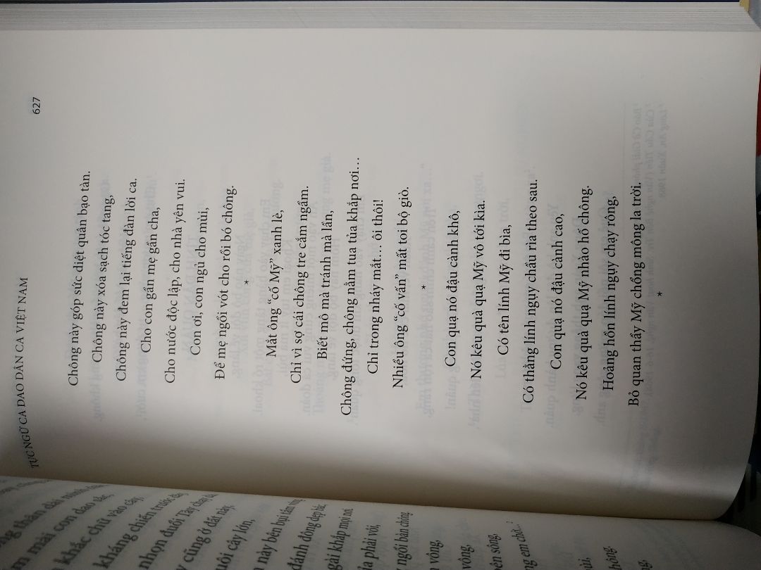 Sách hay, viết chỉn chu, nhiều thông tin hấp dẫn. Bìa cứng chắc chắn. Giao hàng nhanh chóng, sạch đẹp. Quá ưng! lại còn được áp mã giảm giá xịn xò.