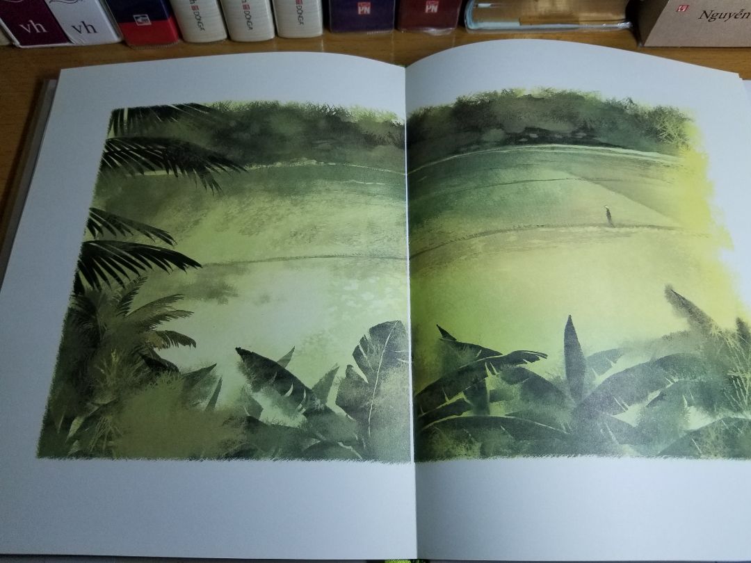 Nội dung sách thì không phải bàn rồi. Sách của chị Tư luôn mang âm điệu đượm buồn da diết, vừa mộc mạt giản dị.
Phần tranh minh họa mình đáng giá là đẹp nhất trong bộ 3 bản đặc biệt của NXB Trẻ.
Tiki bookcare đợt này cũng rất đẹp.
Nói chung là rất hài lòng!