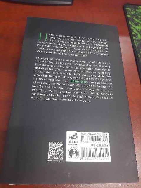 Sách k có bookmark và bookcare
Nhg nội dung rất hay và có nhiều kiến thức đáng để đọc
