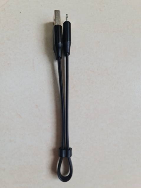 Cáp gọn, giống mô tả.