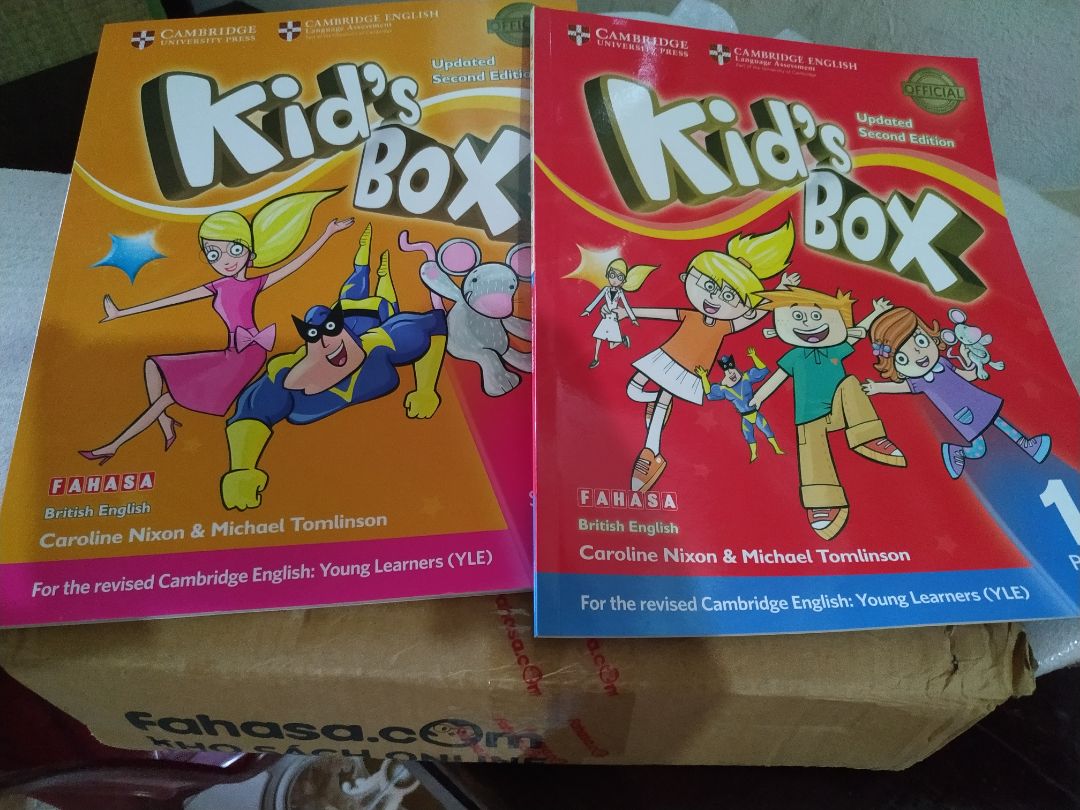 Sách mới.
Đóng gói cẩn thận. Sách mới.
Đóng gói cẩn thận.