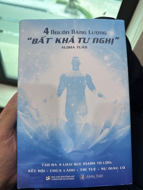 Cuốn sách rất sâu sắc và bổ ích!