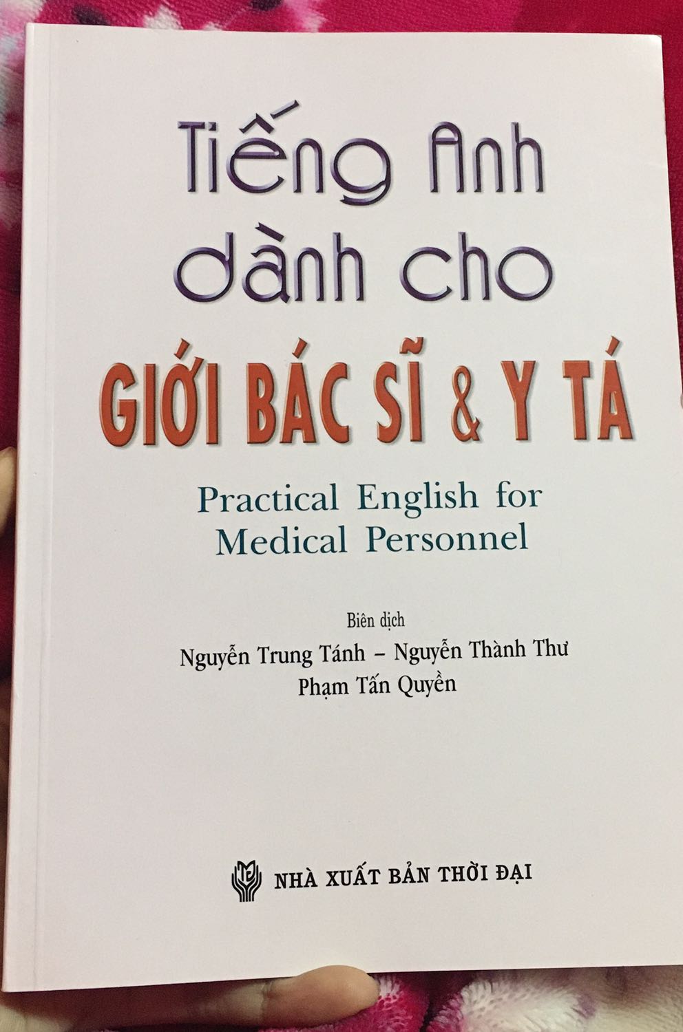 Allergist - Bs chuyên khoa dị ứng
Andrologist - Bs nam học 
Anesthesiologist - Bs gây mê
Cardiologist - Bs tim mạch
Dermatologist - Bs da liễu
Endocrinologist - Bs nội tiết
Epidemiologist - Bs chuyên khoa dịch tễ học