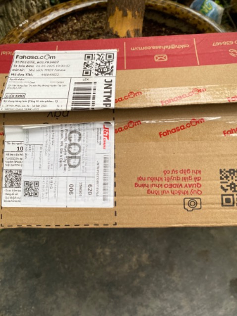 Giao quá chậm. Chậm hơn cả hàng từ nước ngoài.