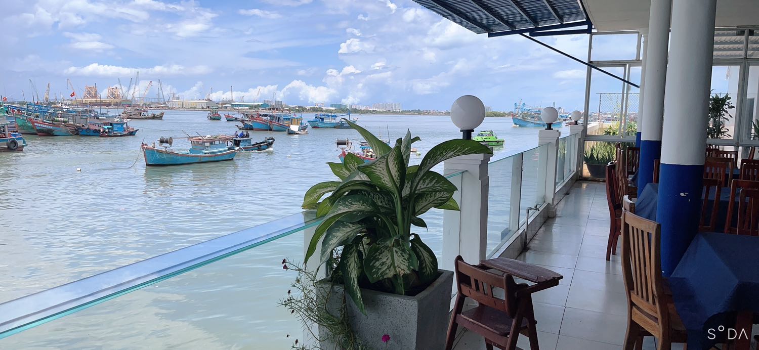 Tiki giao hàng cực nhanh, đóng gói cẩn thận, chưa sử dụng , nhận hàng mới *** thử máy vận hành tốt, kg ồn, động cơ mạnh, sẽ tiếp tục ủng hộ tiếp khi có nhu cầu