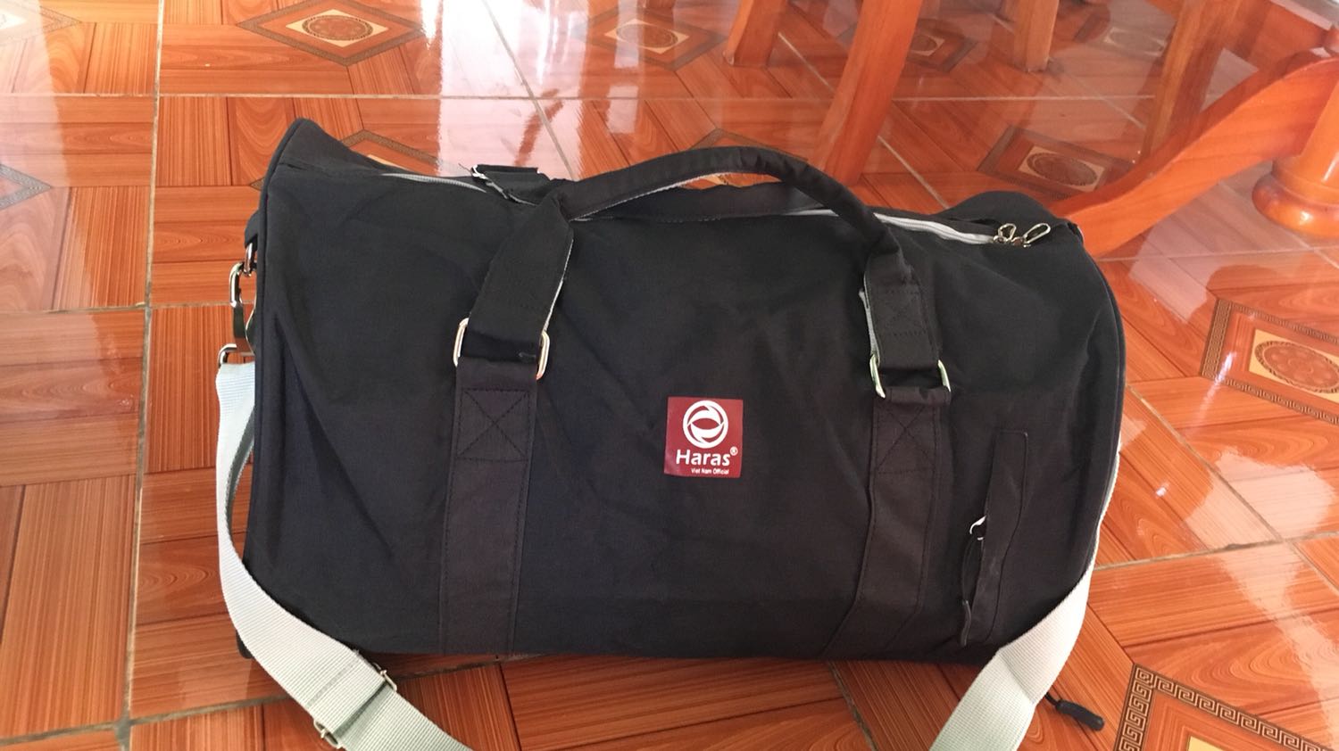 Hàng giống y hình, chất vải tốt, sẽ tiếp tục ùng hộ Tiki