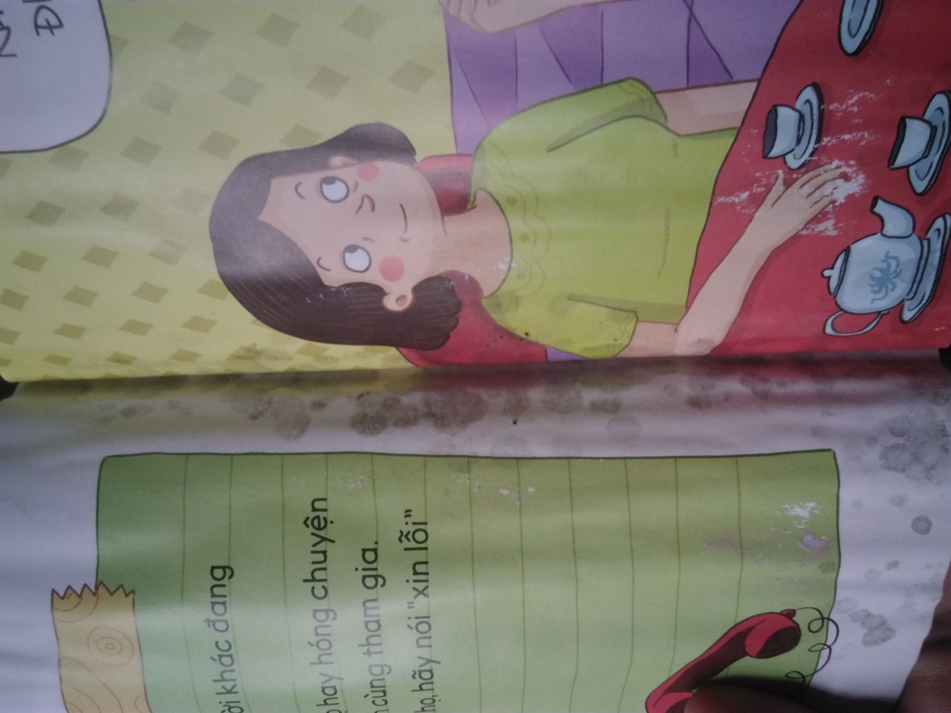 Tiki đổi lại cuốn này giúp m nhé. Sác cho bé mà bẩn quá, không vệ sinh tí nào. Cảm ơn Tiki!