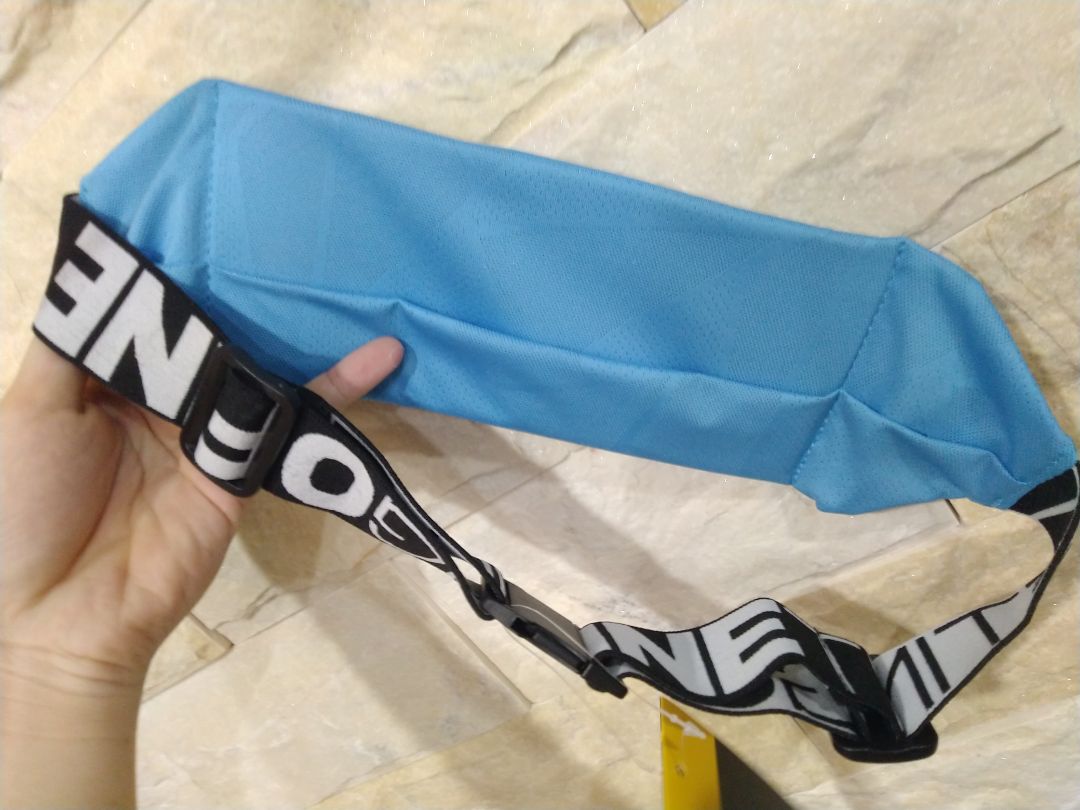 Túi rất đẹp, chất liệu khác biệt so với mấy loại khác