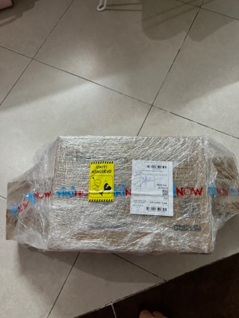 Giao hàng nhanh, đóng gói cẩn thận. Sản phẩm đẹp, màu sắc như hình, đã dùng thử rất ưng ý.