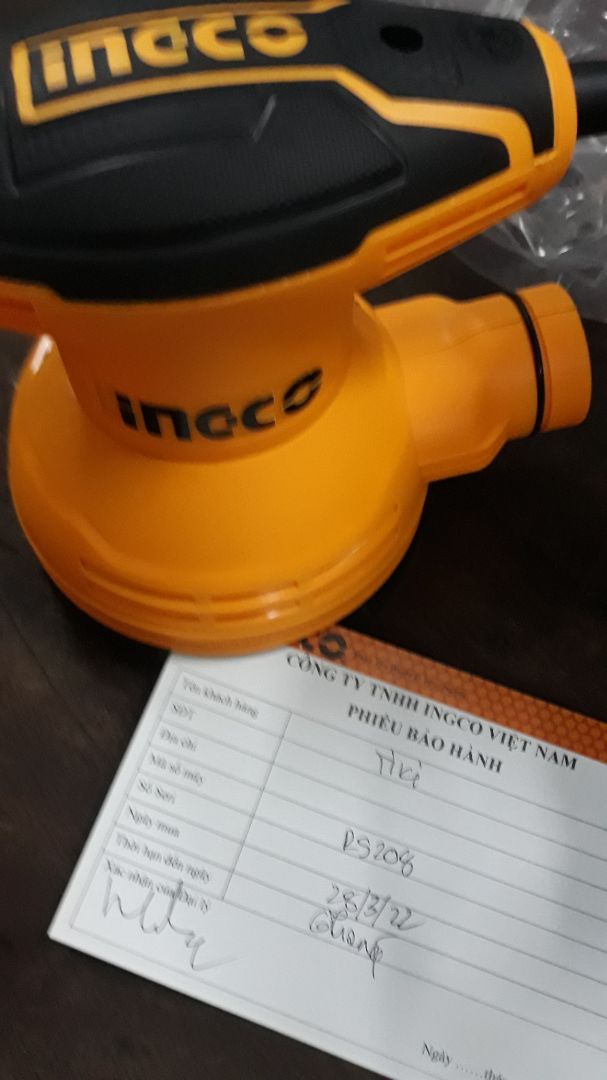 Sản phẩm nhìn đẹp, chắc chắn.
Lúc chạy sẽ hơi ồn vì có phần hút bụi, hình như không tắt riêng được.
Chất lượng thì chờ đánh giá sau.