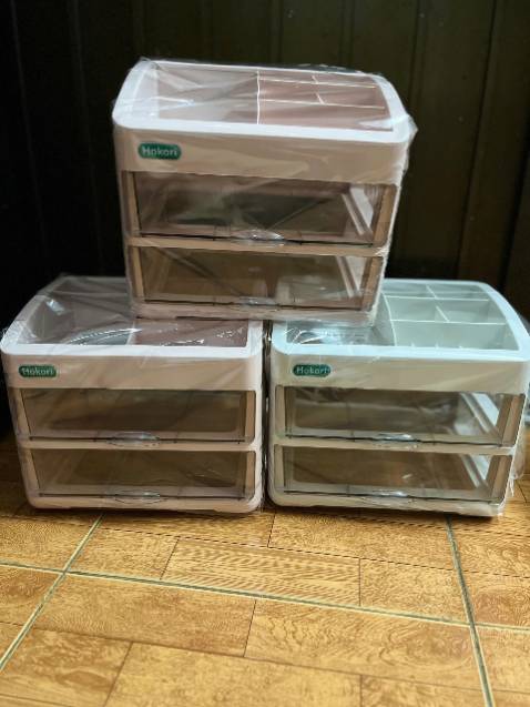 Mua tủ về sử dụng và tặng .Nhận tủ thấy hài lòng, Tủ to ,ngăn rộng rãi tha hồ đựng, màu hồng xinh xắn, nhựa việt nhật xịn đẹp , rất đáng mua nha mọi người 🥰🥰