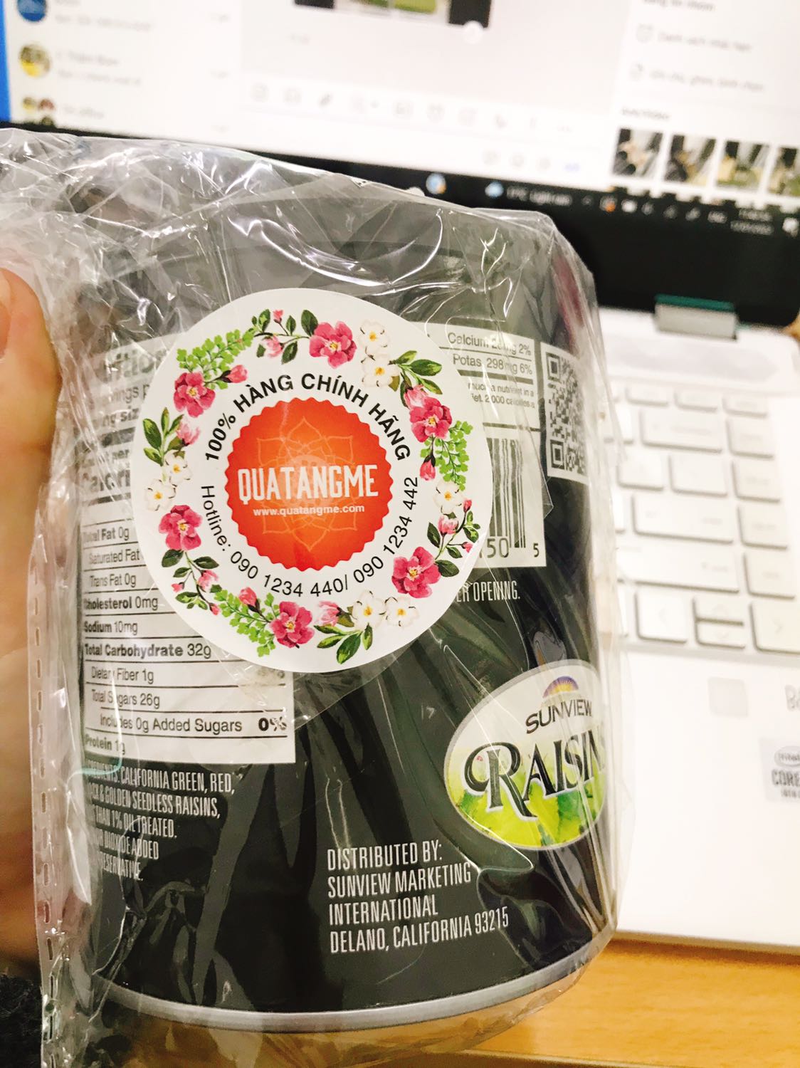 Quatangme đóng gói best luôn. Chưa bóc vì mua để dùng tết. Hài lòng về tất cả. Cảm ơn tiki nha