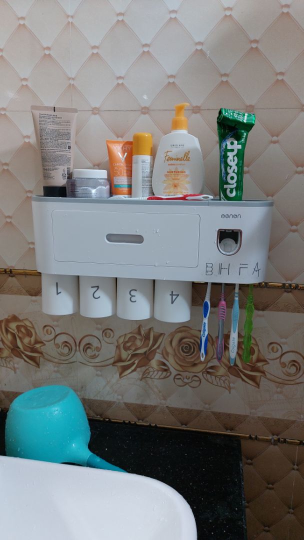 giao hàng hơi lâu chút, sp đóng gói cẩn thận công dụng tuyệt vời nam châm cốc hút tốt , nhựa sp chắc chắn , nên mua nhé mọi người