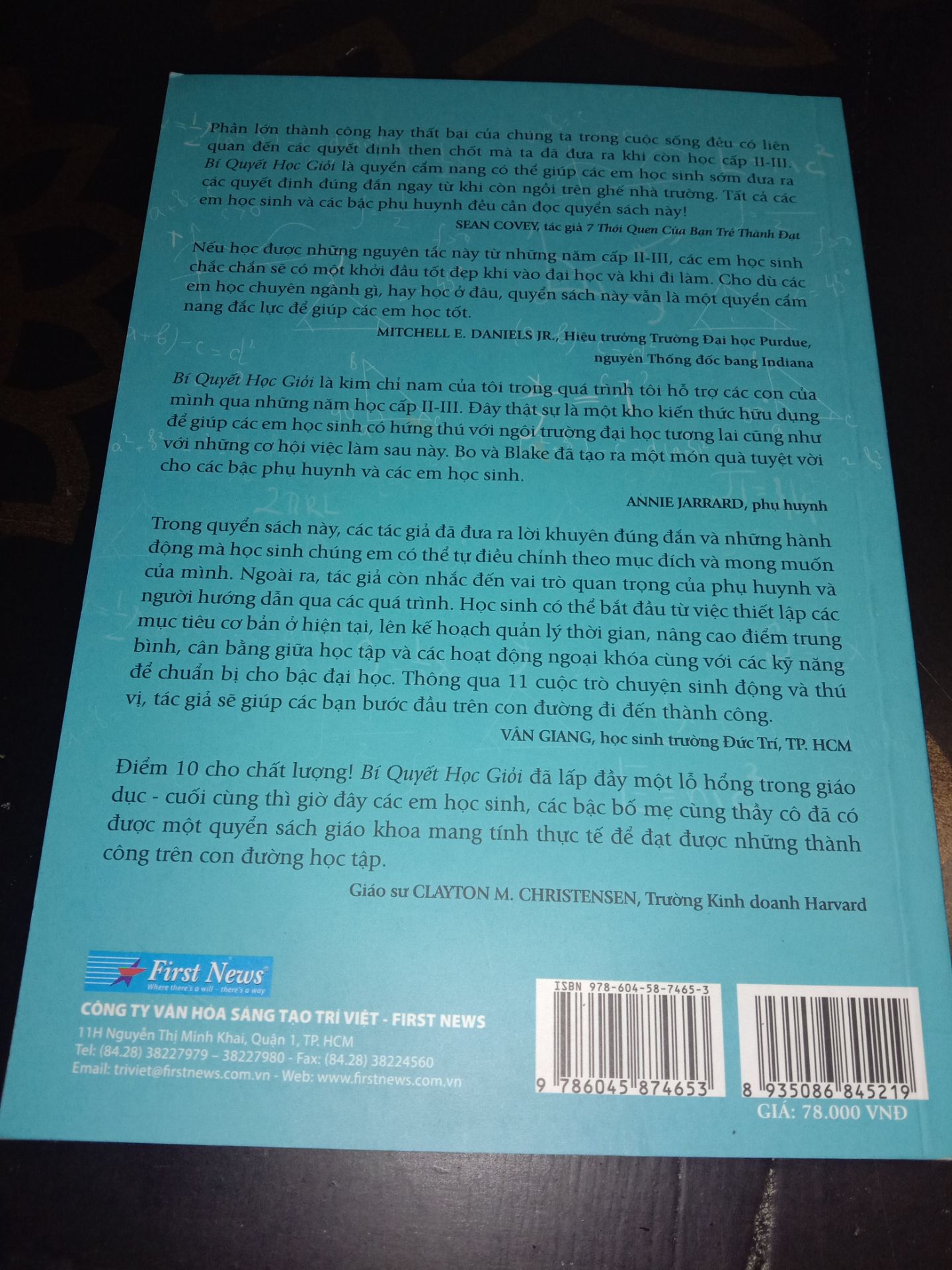 giao hàng nhanh, sách mua trên tiki sale rẻ sản phẩm cũng khá tốt thích hợp tổng hợp lại kiến thức bất ngờ nhất là lần giao này tiki đóng gói hàng vừa in quyển sách ko còn đóng gói cái hộp thì to quyển sách thì nhỏ xíu. Nói chung là hài lòng ?
