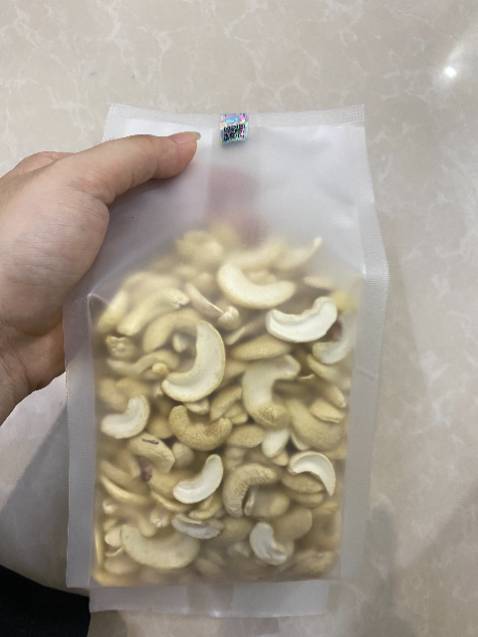 Mình rất thích kiểu đóng gói của shop, Rất chỉnh chu. Hạt vỡ to, ngọt không bị khô. Mình hay dùng nấu sữa nên rất hài lòng về sản phẩm