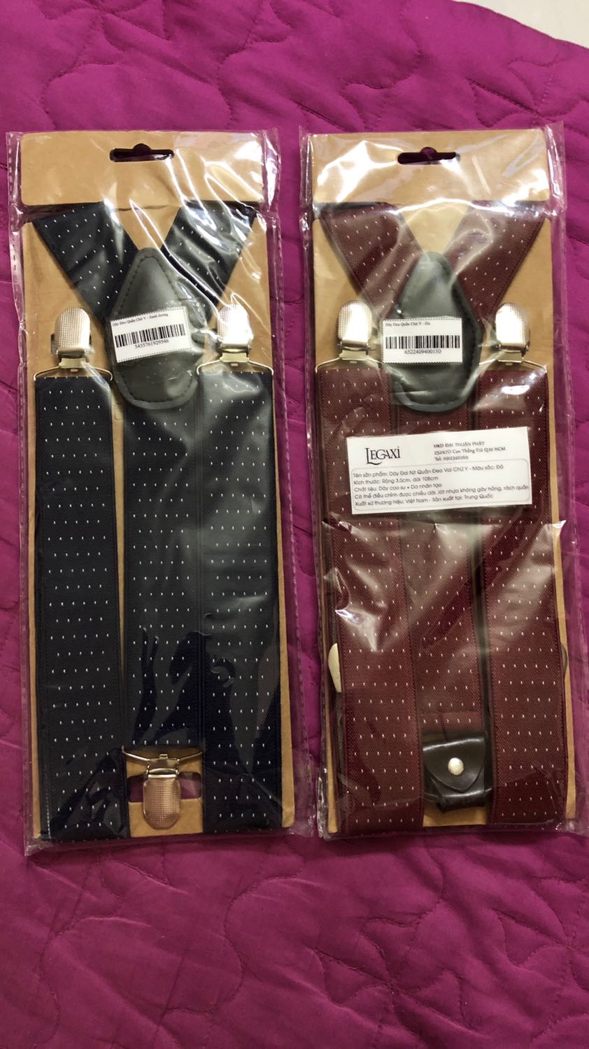 Sản phẩm đẹp đúng như mô tả. Chỉ có điều tôi đã đặt 1 đơn hàng với 2 màu đỏ và xanh thì bắt tôi trả phí vận chuyển 2 lần và leo 4 tầng lầu 2 để nhận, không vui chút nào.