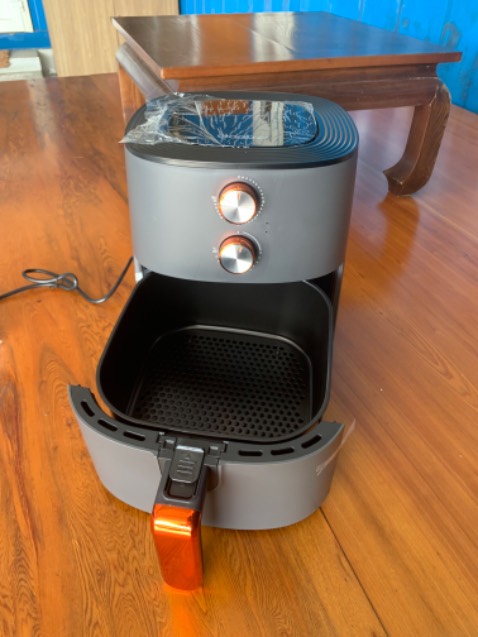 Nồi rất đẹp, chắc chắn. Hoạt động êm.
Mua được giá km vậy là quá hời cho nồi 6l. Sẽ tiếp tục ủng hộ thương hiệu này