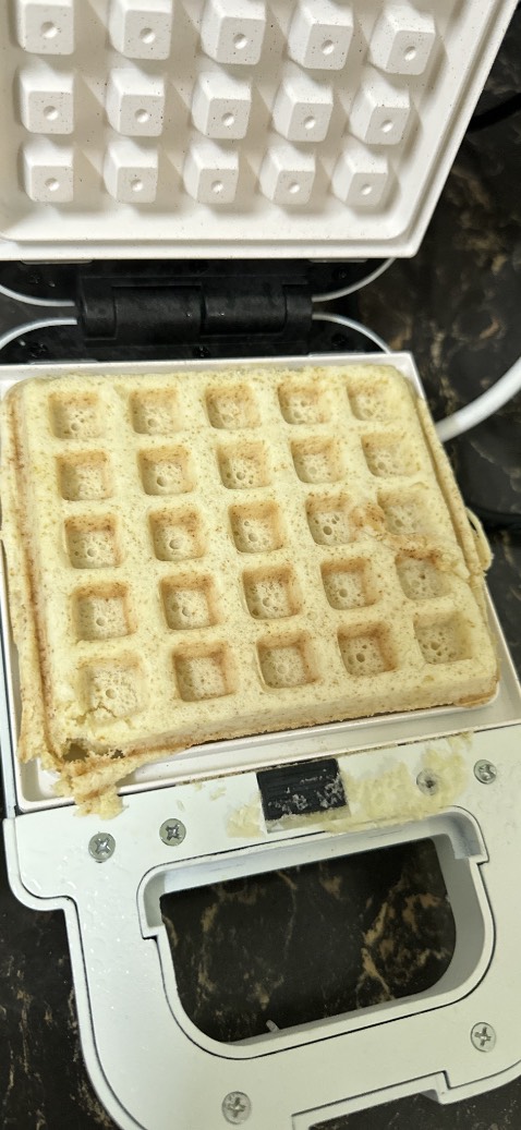 máy dùng ổn áp lắm nha
Mà sao không thấy tặng máy vắt cam vậy shop ơi, complain nha