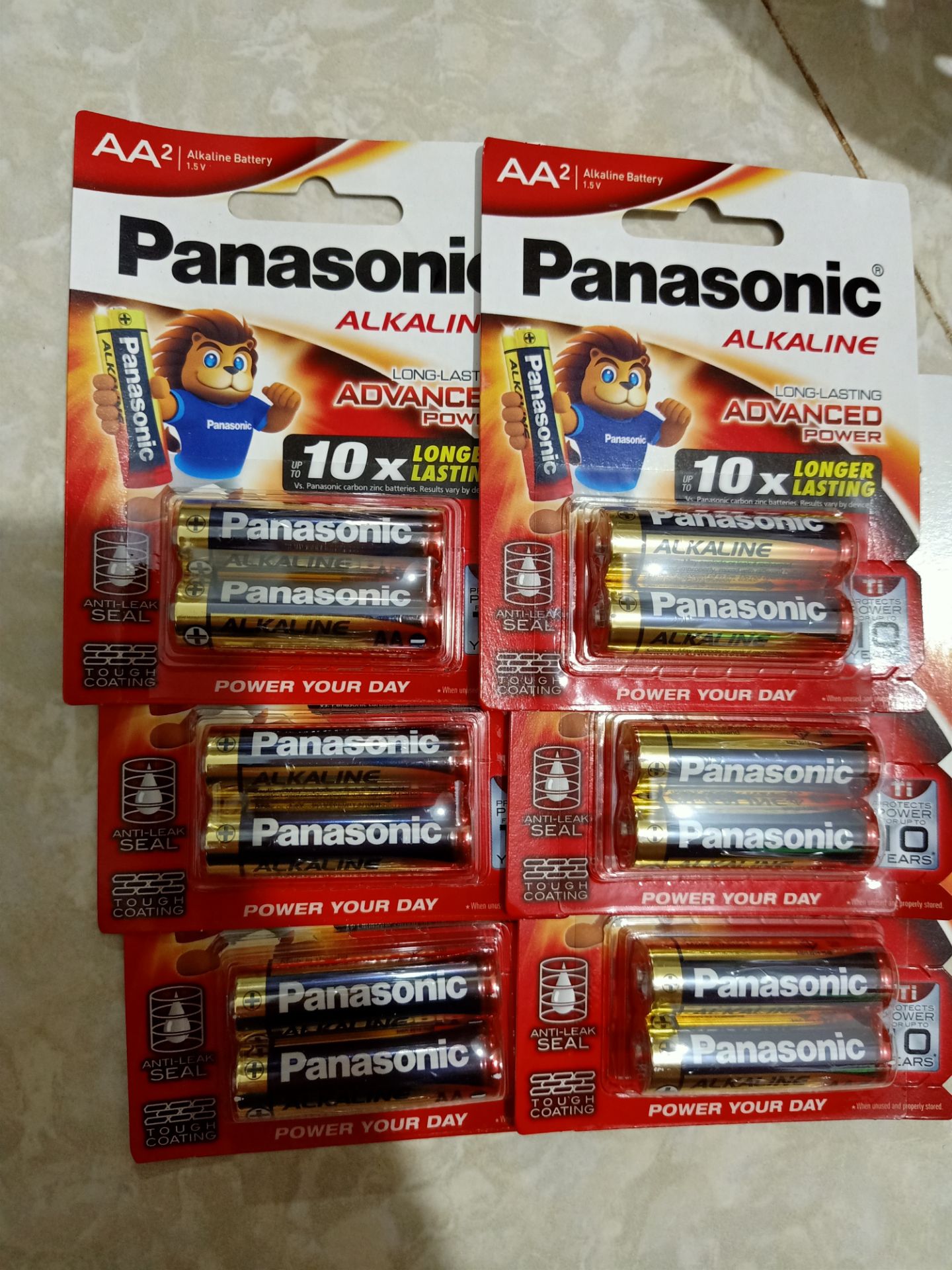 Pin dùng tốt lắm. Mới sản xuất năm 2021. Đóng gói riêng vỉ 2 pin rất dễ sử dụng, không sợ để lâu pin bị chảy nước