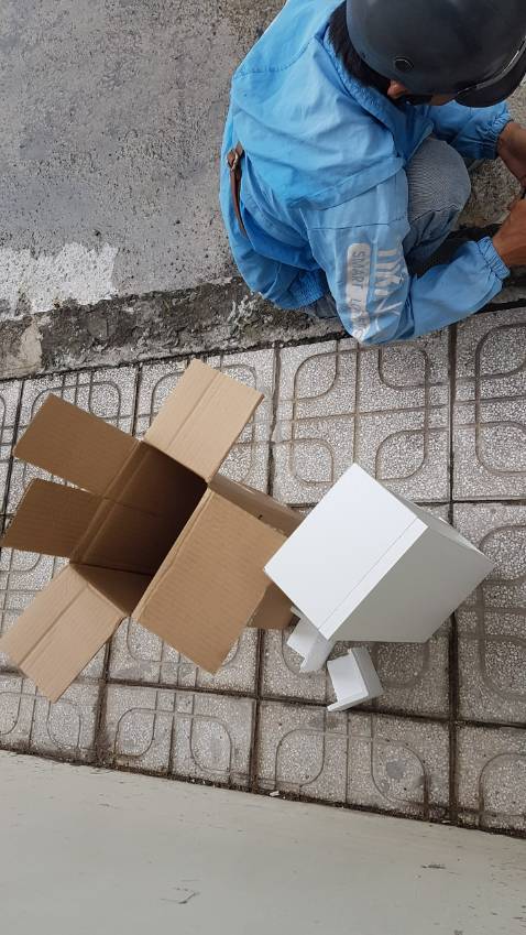 đặt 2 kệ 2 tầng mà chỉ gửi 1 kệ 2 tầng đặt 2 kệ 2 tầng mà chỉ gửi 1 kệ 2 tầng