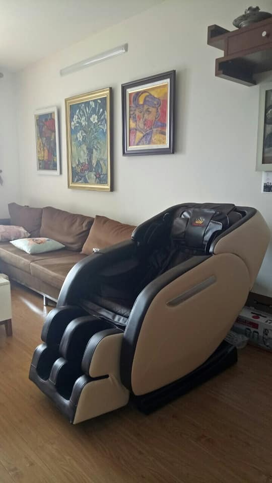 Hàng tốt mẫu mã hiện đại, giá hợp lý, dễ tiếp cận.
 Mình dân văn phòng, đi về tắm nước nóng xong, nằm lên cảm thấy đỡ hẳn đau vai gáy. Chất lượng chờ thời gian trả lời. Chứ hiện tại thế này cũng ok.
Vote 5 sao cho sp.