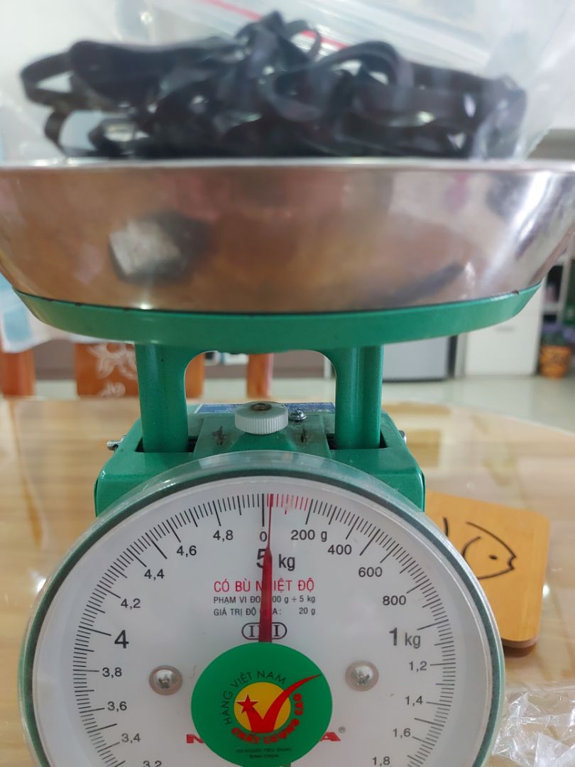 đặt gói 100g. gởi gói 20g. có cần thiết phải như thế không. bán buôn vậy thì khách chỉ mua 1 lần rồi không bao giờ mua lần 2