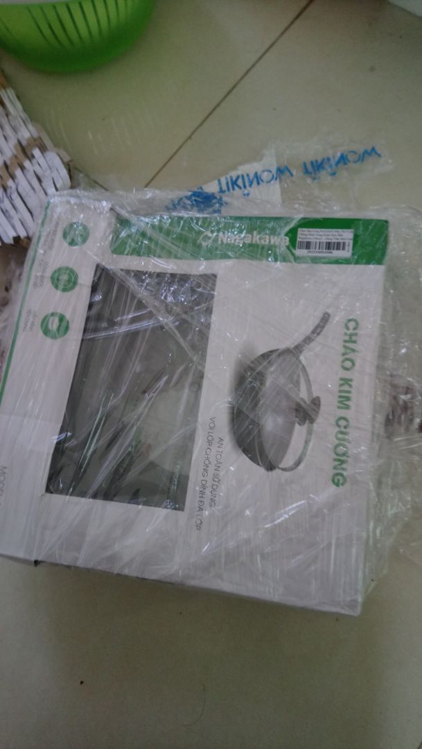 đóng gói cẩn thận, mùa dịch mà giao hàng rất nhanh, trưa hôm trước đặt mà trưa hôm sau có luôn. Chảo đẹp chắc chắn, chống dính tốt.