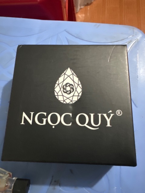 Shop tư vấn nhiệt tình.
Thiết kế theo yêu cầu, rất hài lòng
Có thêm dây để thay thế