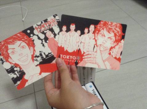 Shipper thân thiện, hộp ko đẹp mắt lắm, shipper có làm rớt hàng nhưng hàng vẫn đóng gói cẩn thận không có hư hại tới thứ gì, nên vẫn 5 sao