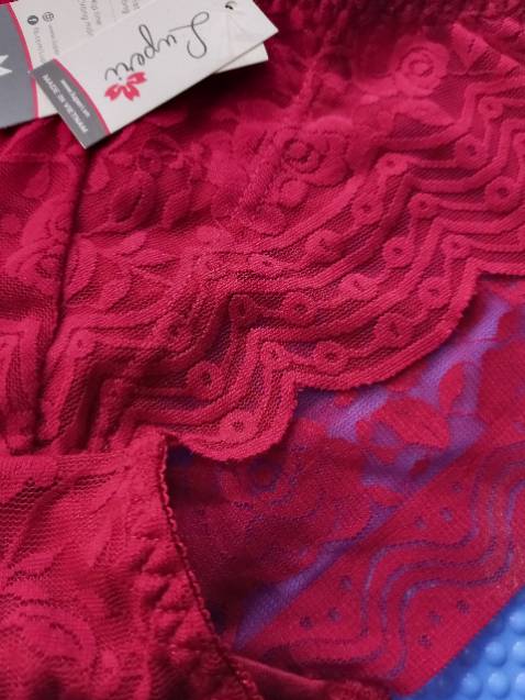 Mua lại lần 2 của shop, giao hàng siêu nhanh, quần lót mặc thích, size L to hơn size M khá nhiều, form cũng dễ mặc k quá to đâu, nên mua ạ