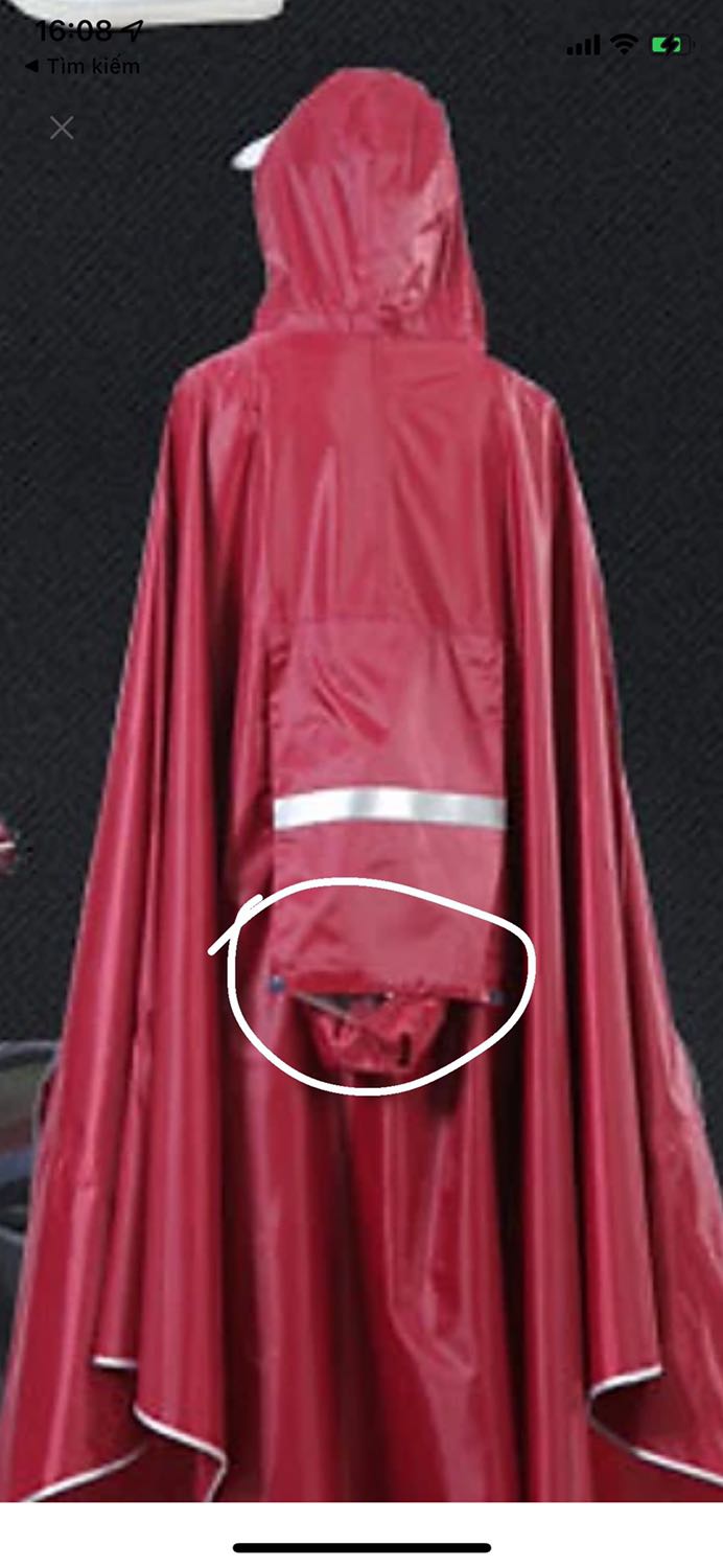 Dù mua lần 2 nhưng quá thất vọng. Hàng giao thì chậm, phải đặt lui tới mấy lần. Chất lượng thì khác xa với lần trước. Cụ thể là: chất vải mỏng hơn, đường may thưa có vài chỗ xút chỉ. Đầu áo sau k có nút để gài phần chắn nước và gài kính che mặt. Đề nghị shop và tiki liên hệ cho trả hoặc đổi hàng
