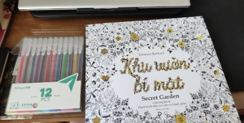 bút đẹp, màu sắc nét