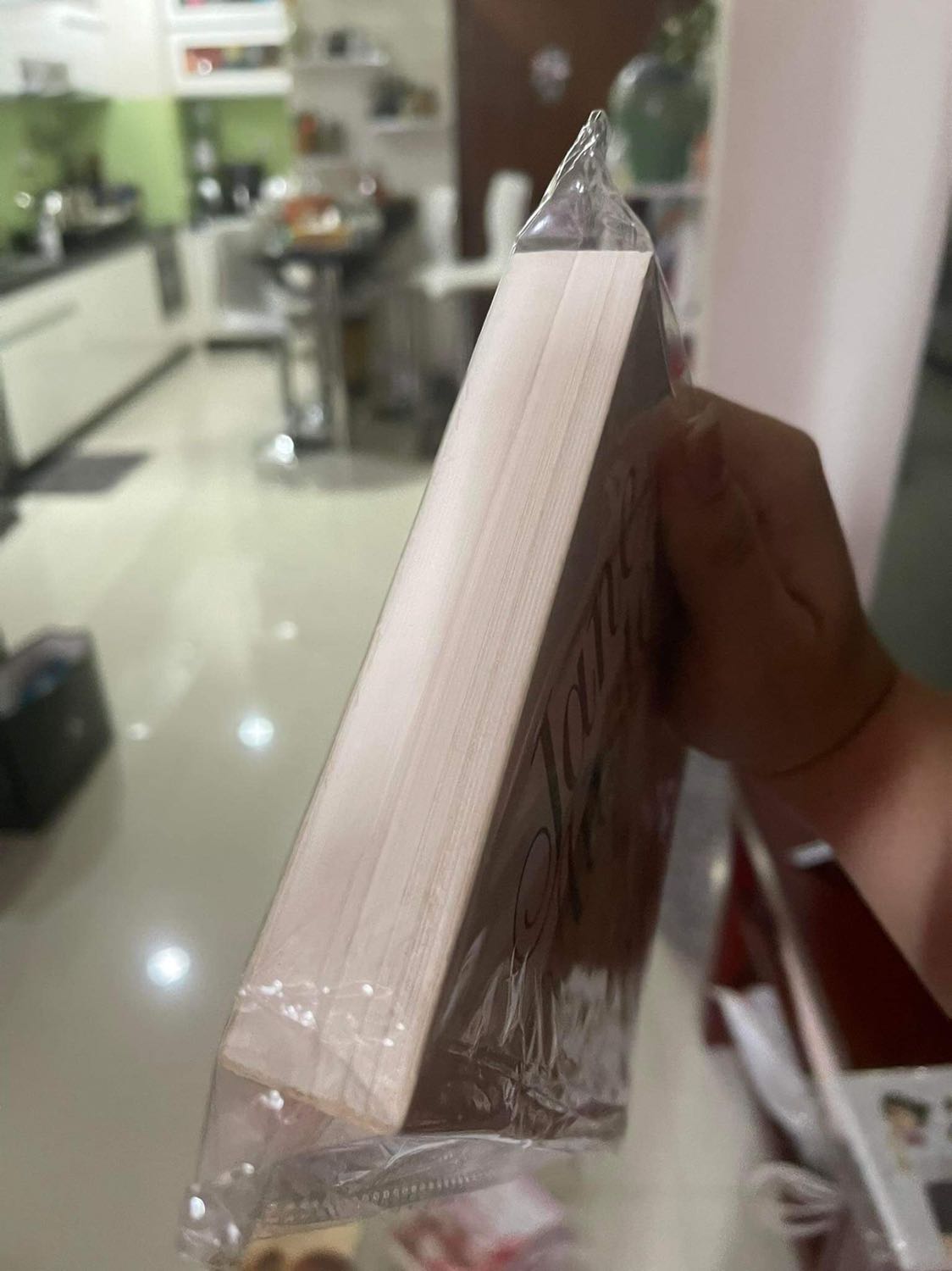 Vốn dĩ ko hi vọng gì tại thấy các đánh giá sản phẩm rất kém nm ko ngờ sách còn mới quá chừng đc gói rất kĩ .