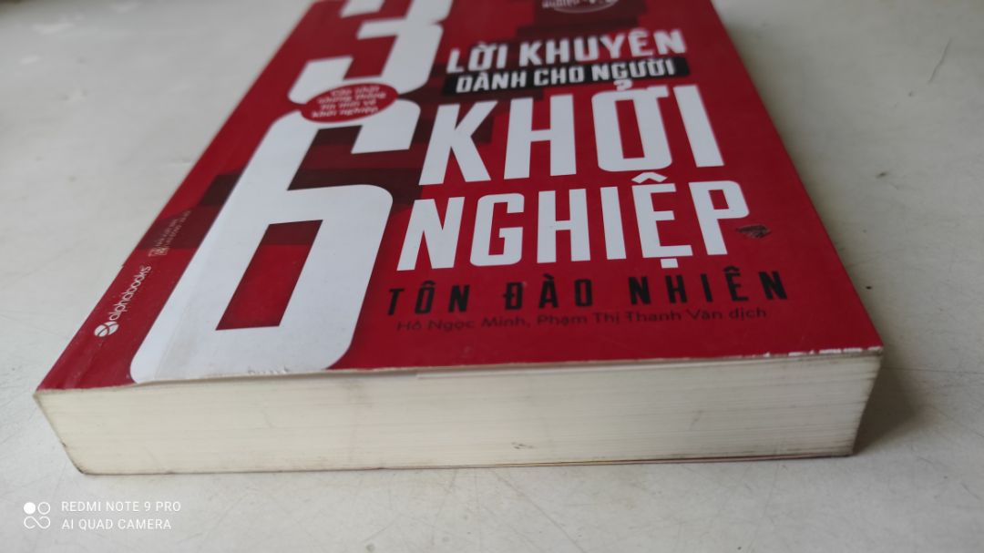 Mình mua trên tiki rất nhiều và lần này mua về thât vọng vì sách bị dợ và cũ như hàng đã sử dụng rồi, như mua ở tiệm sách cũ vậy